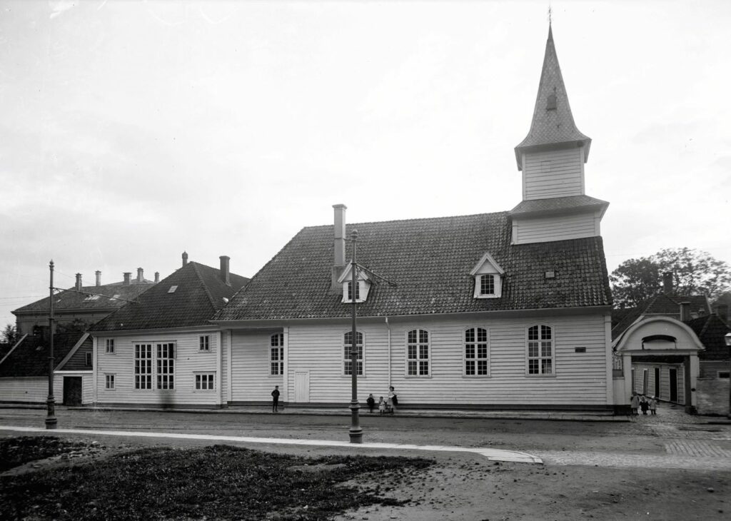 St. Jørgen's Church. Photo: Olaf Andreas Svanøe. Bergen City Archives.